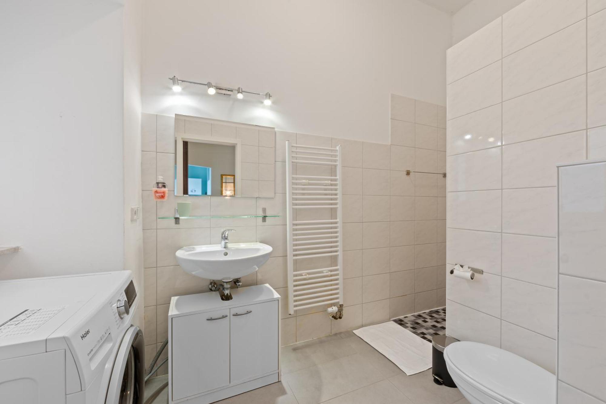 Apartment Uthman Berlin-Neukoelln المظهر الخارجي الصورة